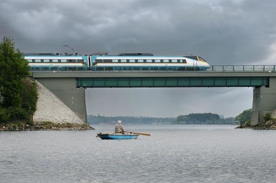 ALSTOM A ČD - TELEMATIKA PODEPSALY DOHODY O DODÁVKÁCH SYSTÉMU ETCS ÚROVNĚ 2 PRO VLAKY PENDOLINO A ELEKTRICKÉ JEDNOTKY ŘADY 471